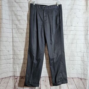 Eddie Bauer Wrinkle Resistant Classic Fit Pleated Pants Men's Size 34x32 Gray